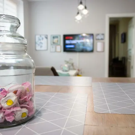 Bright And Cozy 2bd Flat In Centre By Flat Mаnager