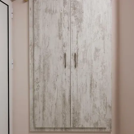 Апартамент Bright And Cozy 2bd Flat In Centre By Flat Mаnager Пловдив