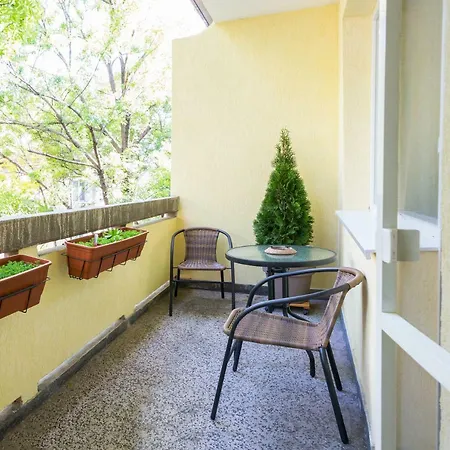 Bright And Cozy 2bd Flat In Centre By Flat Mаnager Διαμέρισμα